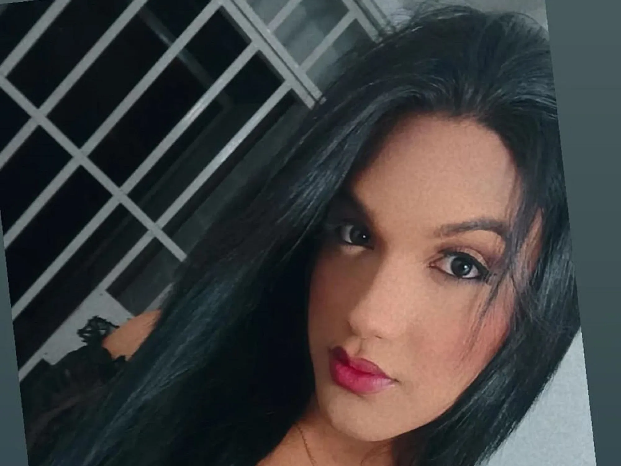 Live sex webcam photo for hilarycandyxts #3310073