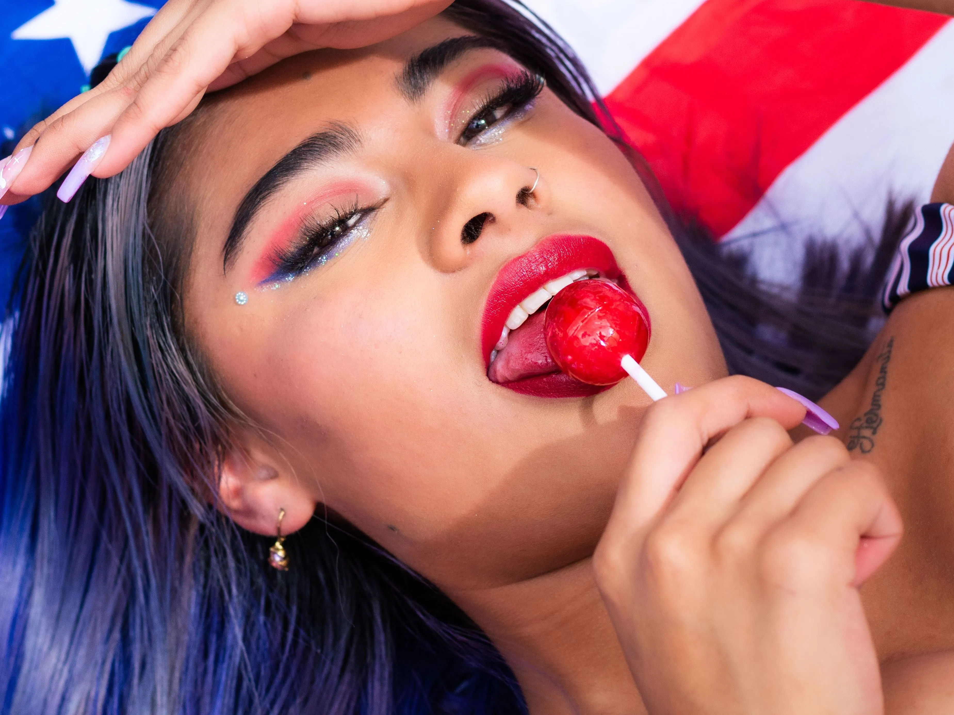 Live sex webcam photo for PaolaMurphy #3353175