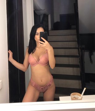 Live sex webcam photo for Amanda101 #3574985