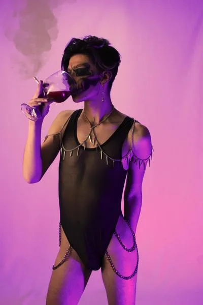 Live sex webcam photo for MoonfireArt #3346767