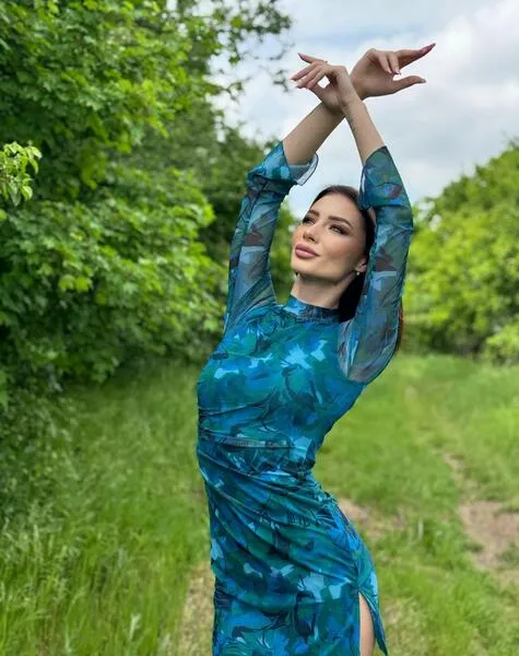 Live sex webcam photo for AngieShaen #7133133