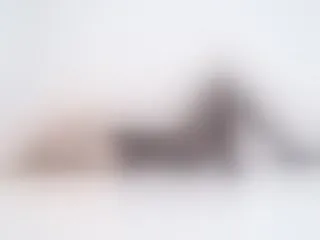 Live sex webcam photo for AngieShaen #8182294