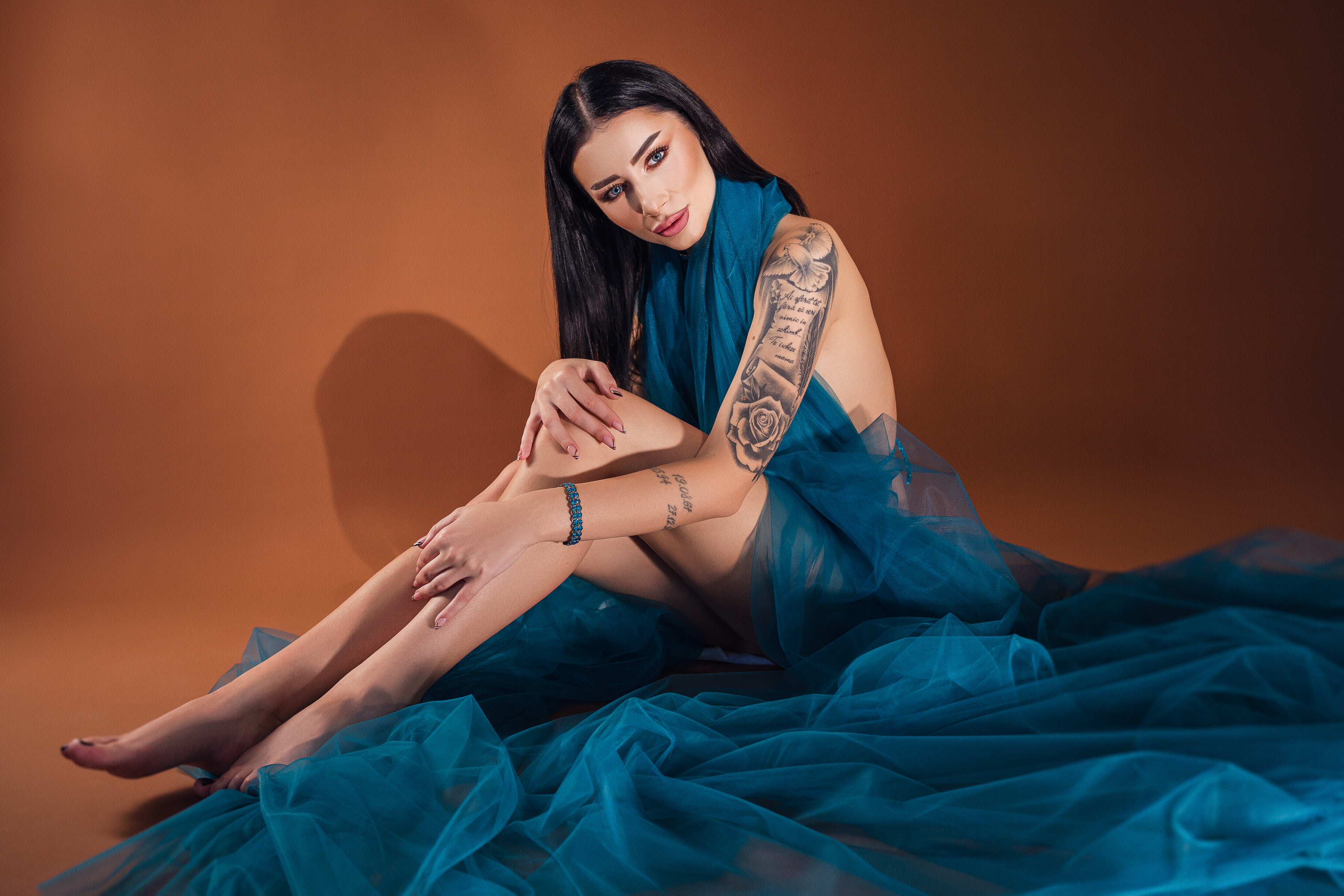 Live sex webcam photo for AngieShaen #7126943