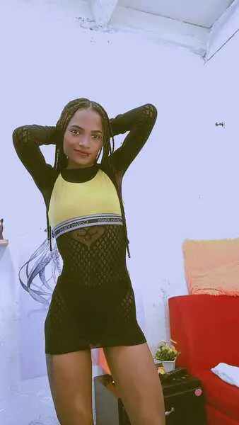 Live sex webcam photo for devielfiorela #5439590