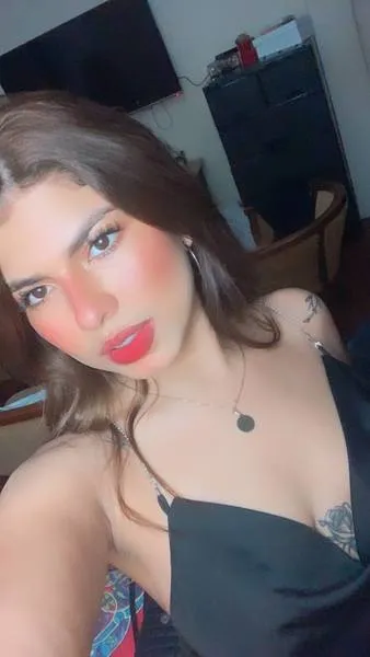 Live sex webcam photo for BettyHuldsen #3532840