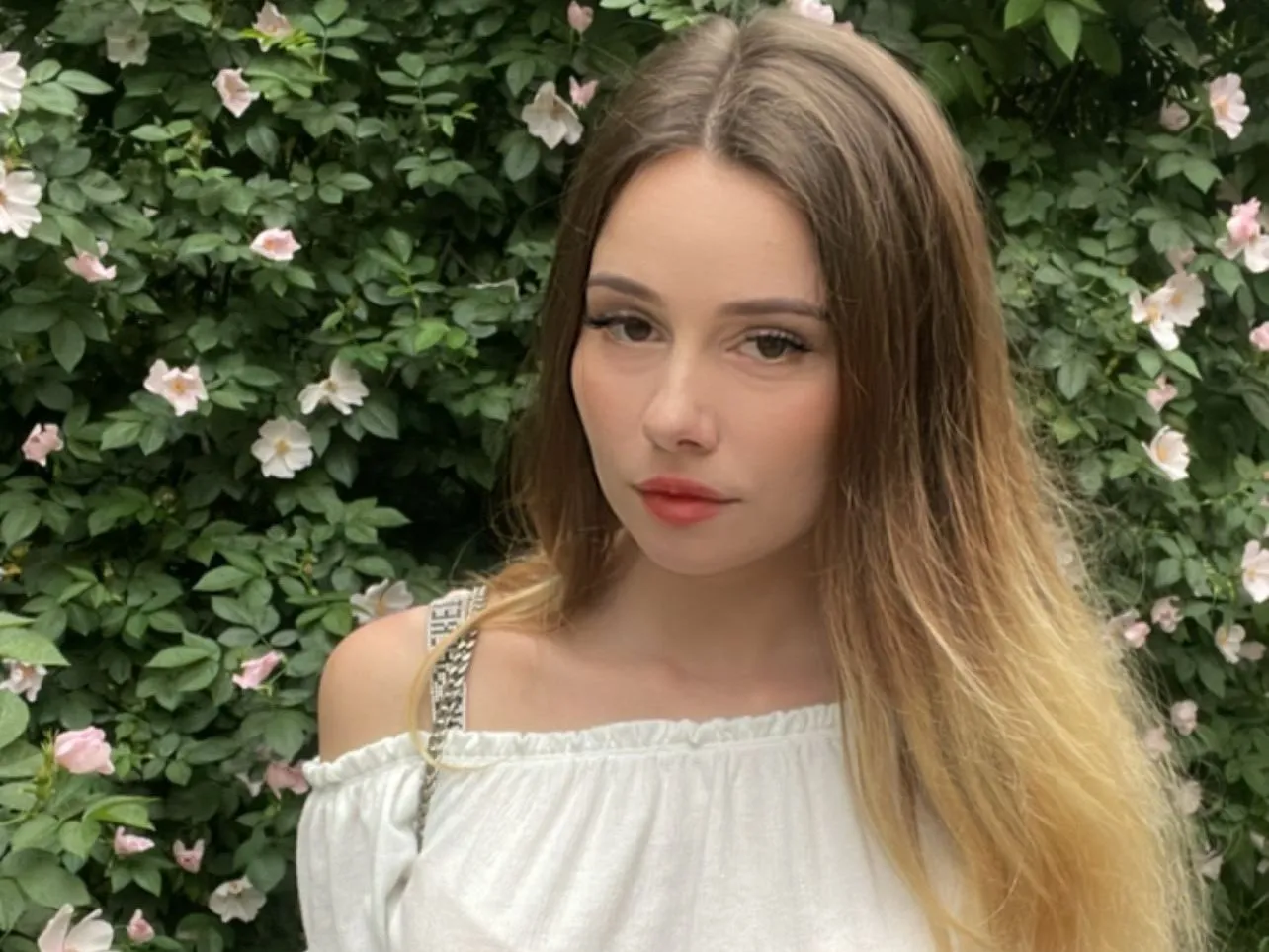 Live sex webcam photo for ElinaLoveSun #3322305