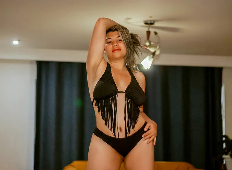 Live sex webcam photo for ALMAAWHITE #6092773