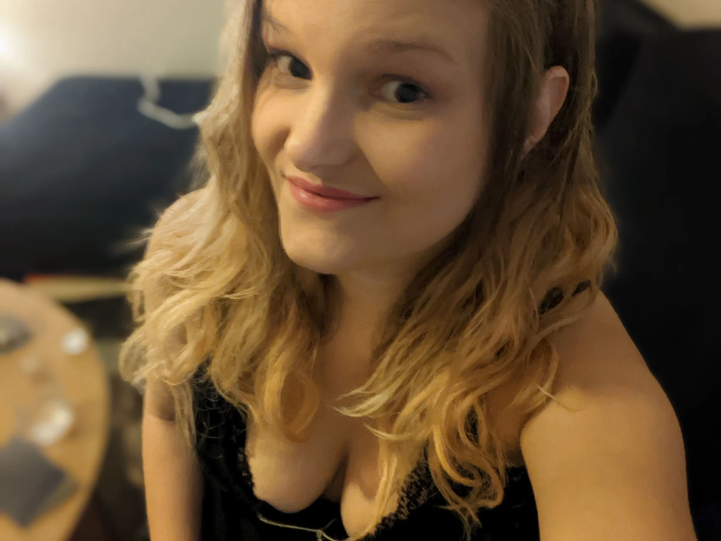 Live sex webcam photo for RainRiley #3325531