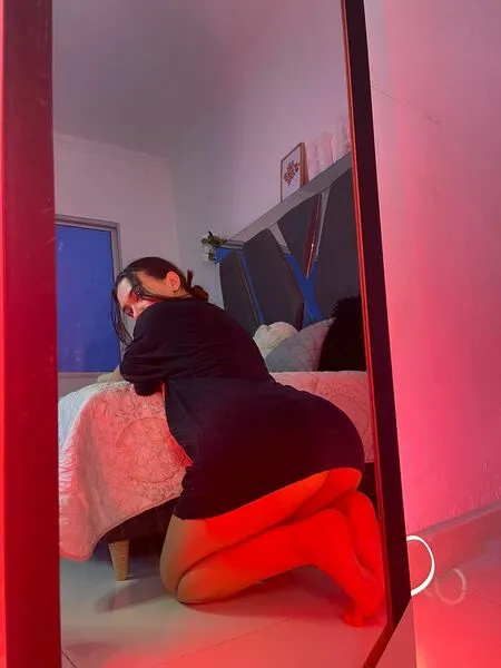 Live sex webcam photo for NatiSaenz #4070491