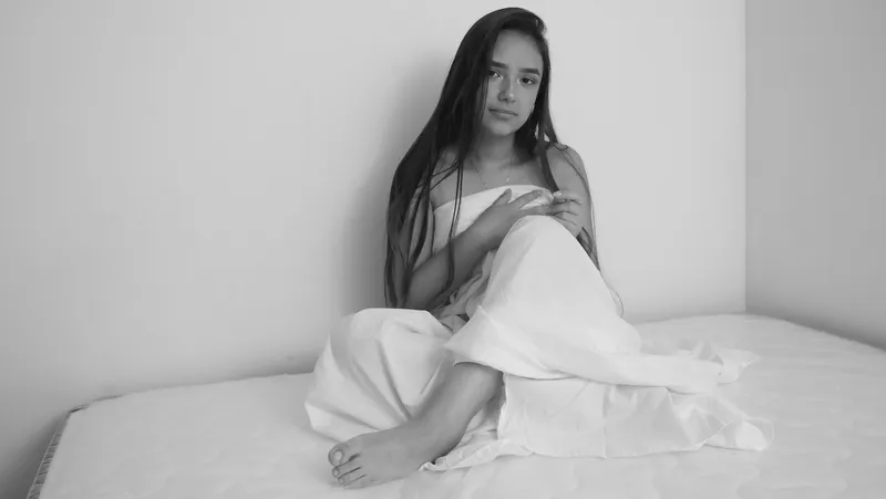 Live sex webcam photo for HannaCurtis #3335418