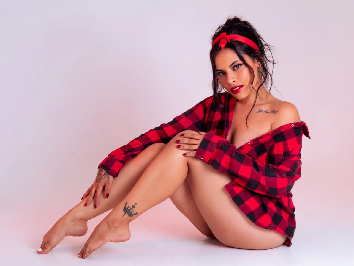 Live sex webcam photo for DeniseGamble #5756601