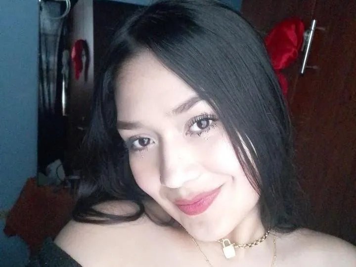 Live sex webcam photo for SWEETCUTE059 #3326844