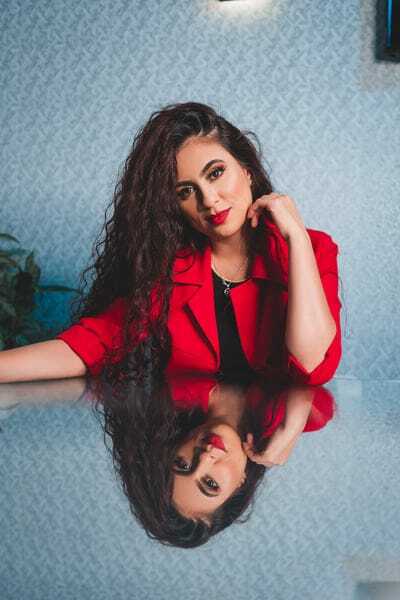 Live sex webcam photo for CarolineJSmith #7880152