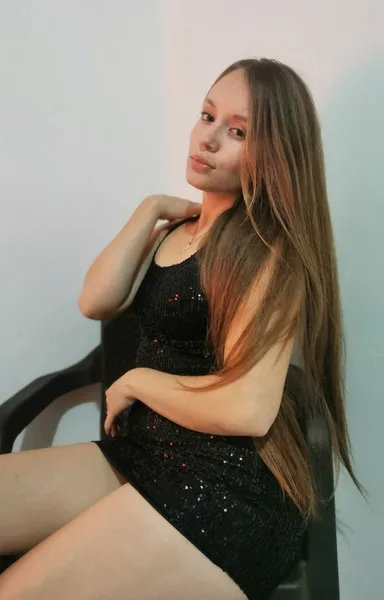 Live sex webcam photo for MarieVelvett #3339711