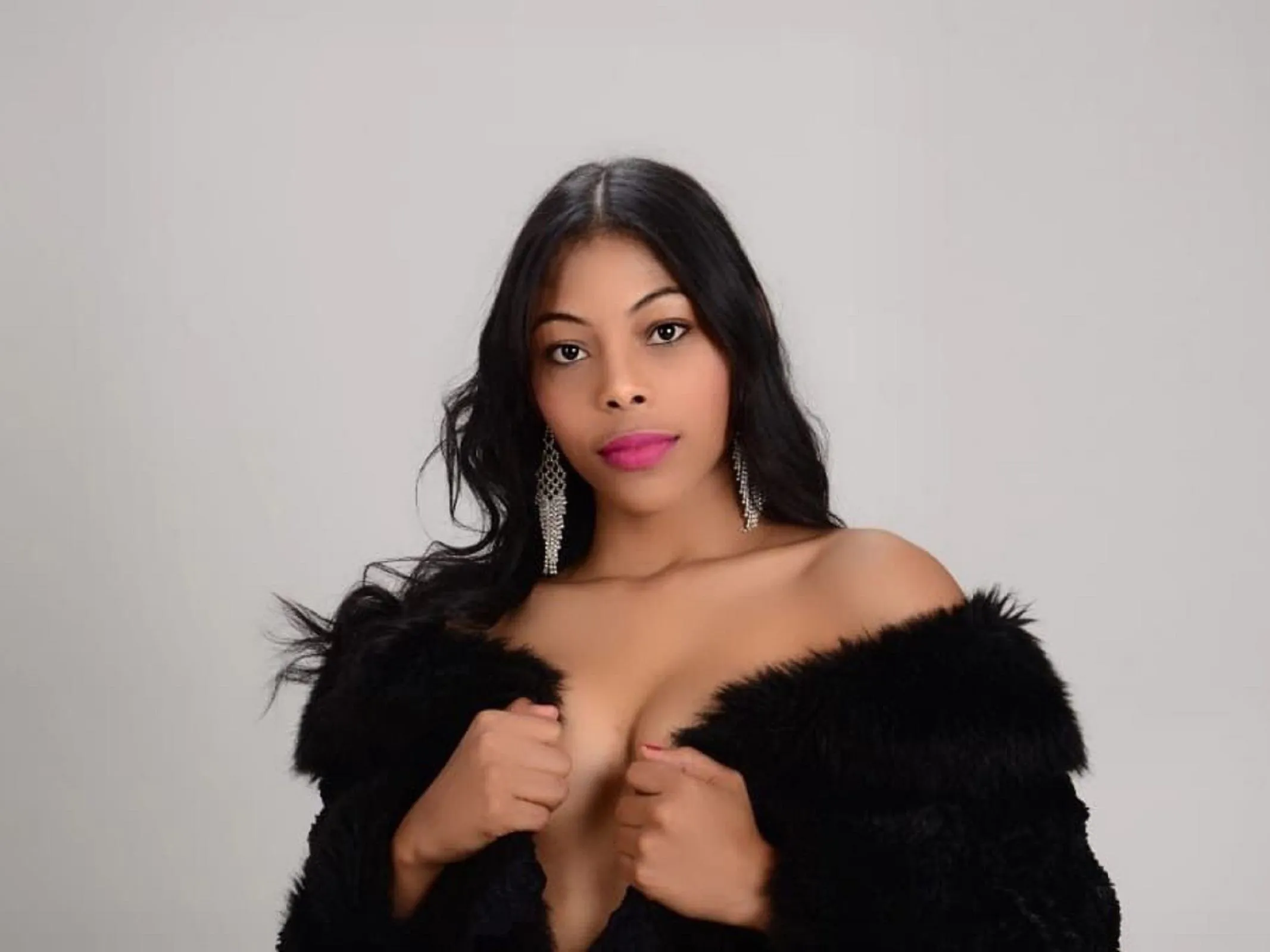 Live sex webcam photo for AranzaWalker #3324436