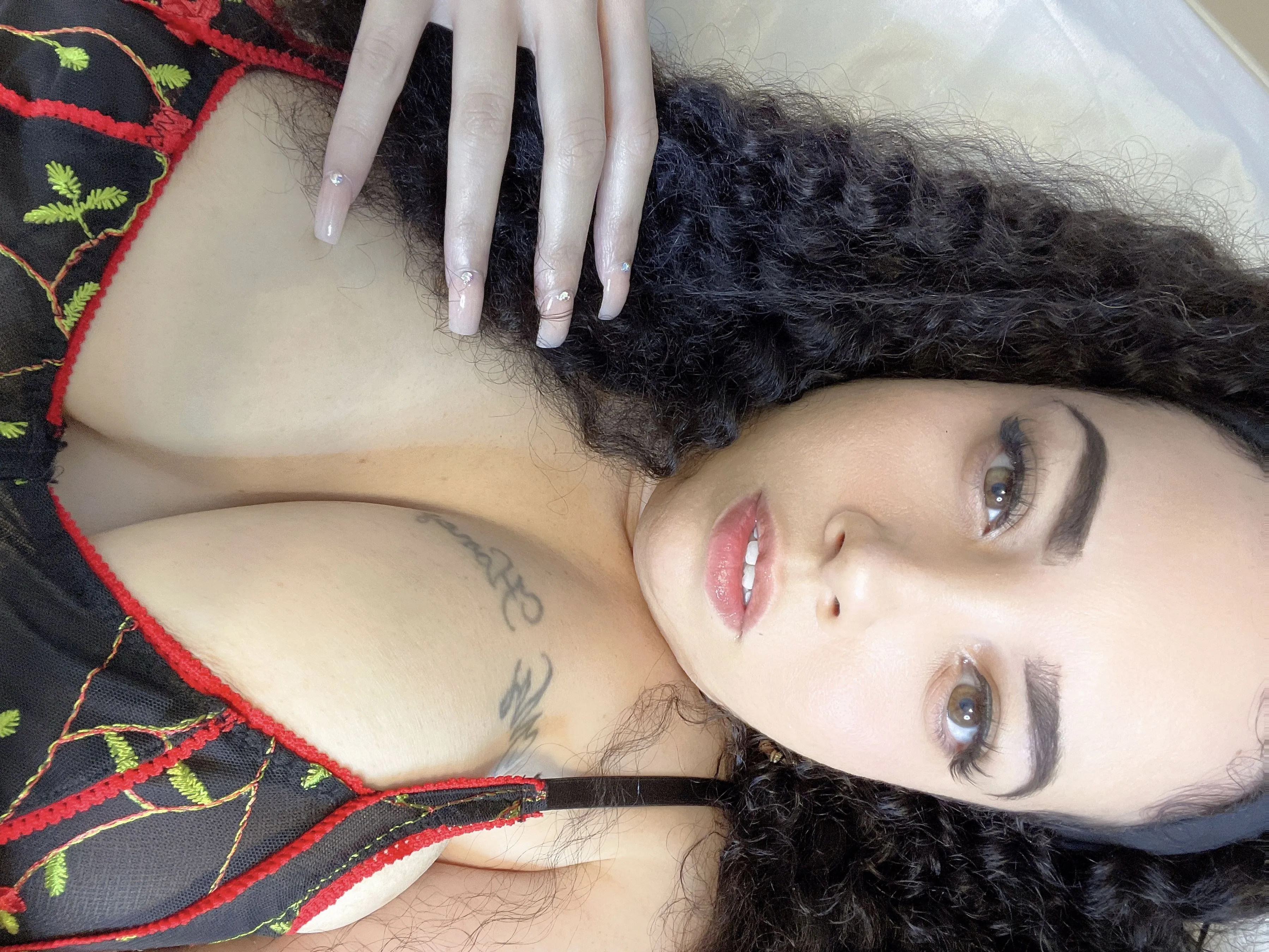 Live sex webcam photo for SharellHead #3360360