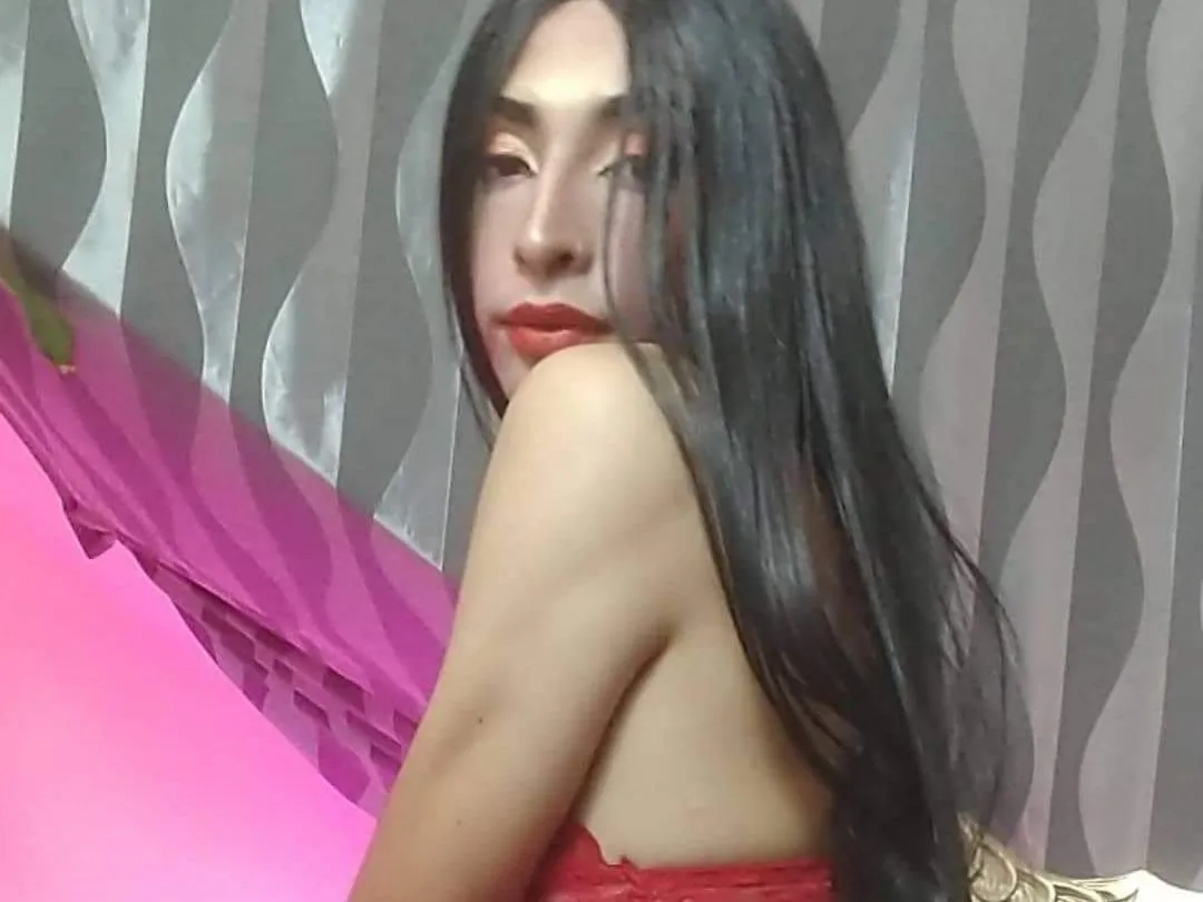 Live sex webcam photo for candycummy #3343488