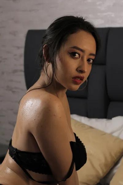 Live sex webcam photo for AlexandraSoto #3444926