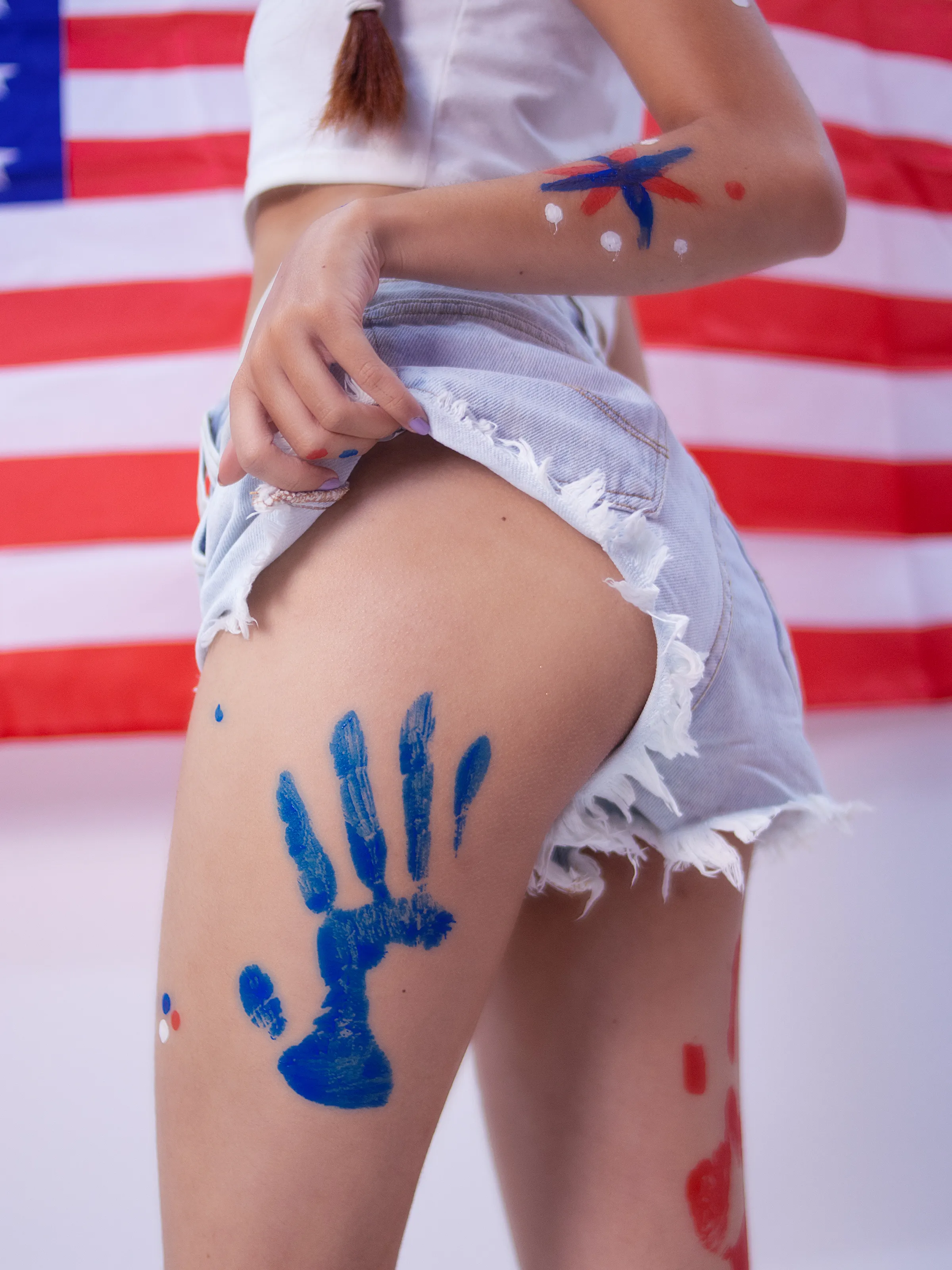 Live sex webcam photo for LeaThomsonn #7278549