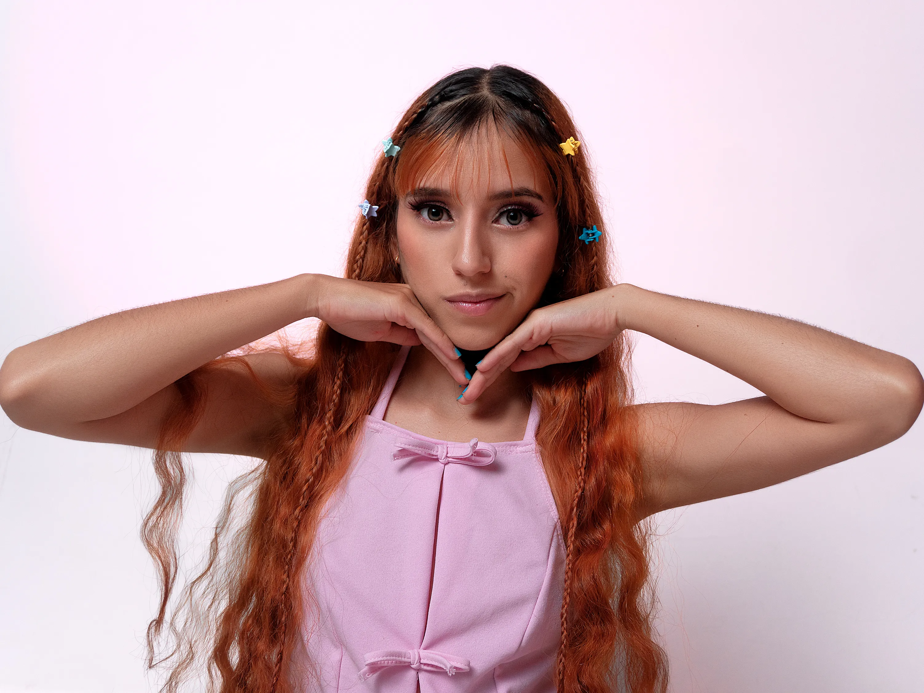 Live sex webcam photo for LeaThomsonn #8098713