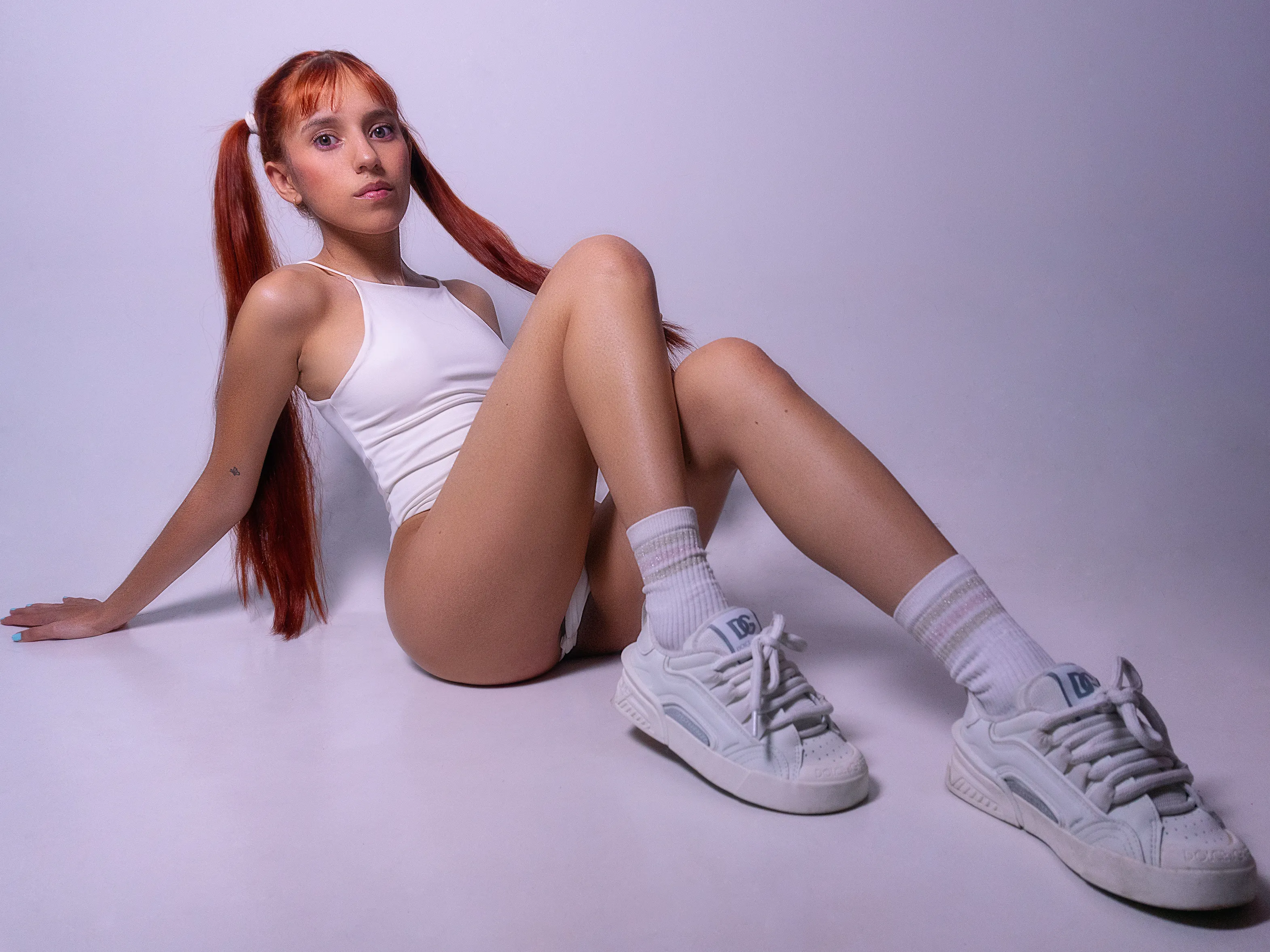 Live sex webcam photo for LeaThomsonn #7902221