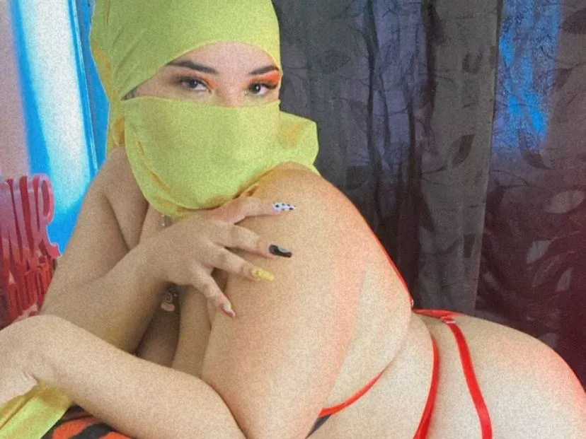 Live sex webcam photo for hotisa21 #3905280