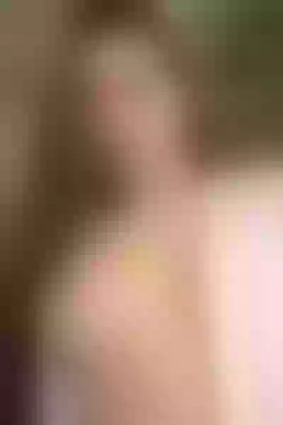 Live sex webcam photo for GraceJonees #6115353