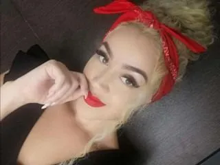 Live sex webcam photo for SeleneRisso #6414181