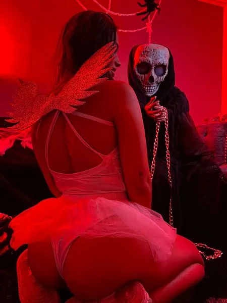 Live sex webcam photo for AprilLuck #3584596