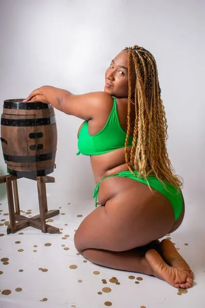 Live sex webcam photo for AmmyNoir #7875309