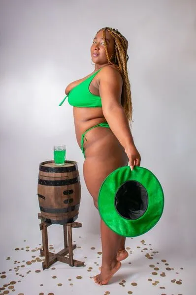 Live sex webcam photo for AmmyNoir #7875308