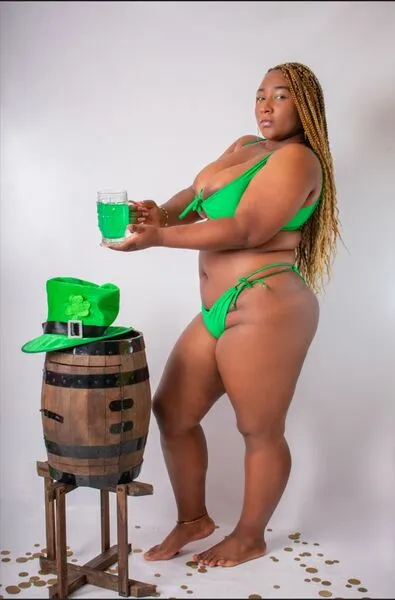 Live sex webcam photo for AmmyNoir #7875307