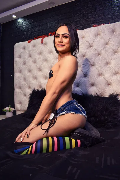 Live sex webcam photo for Jessicasexx #4093443