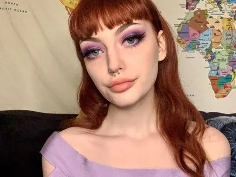 Live sex webcam photo for GoddessLydiaXXX #3350667