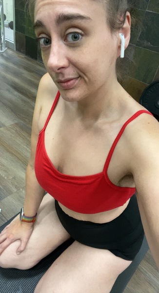 Live sex webcam photo for NovvaNoxx19 #3537535