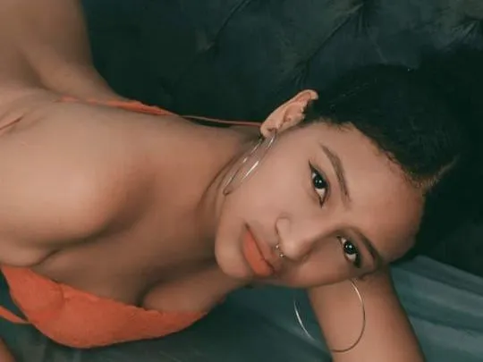 Live sex webcam photo for GigiCampbell #3336534