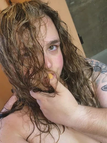 Live sex webcam photo for ChubbySnowWhite #3352762