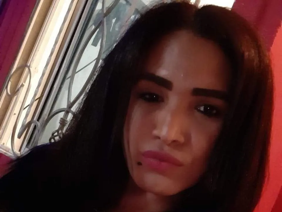 Live sex webcam photo for SheDevilTs #3343468