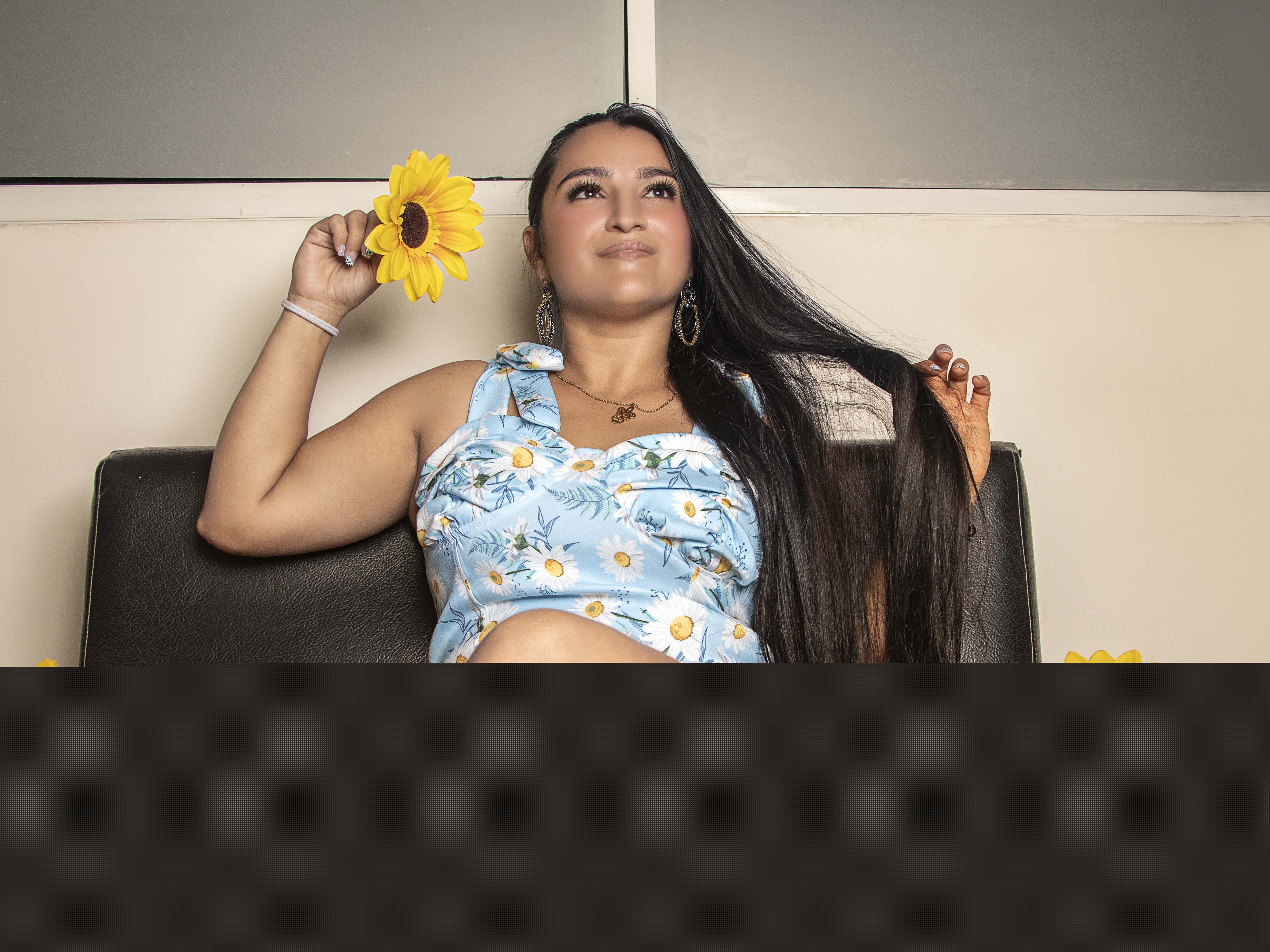 Live sex webcam photo for CarolinaGarciia #3541239