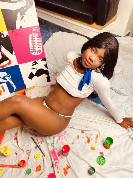 Live sex webcam photo for BriannaJackson #6388368