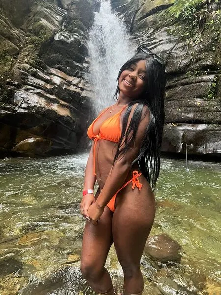 Live sex webcam photo for BriannaJackson #6425077