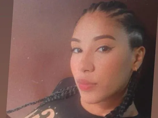 Live sex webcam photo for NairaThonsom #3336470