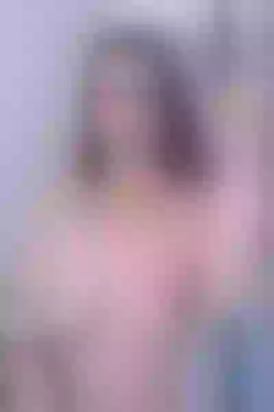 Live sex webcam photo for MeganBeakee #3782709