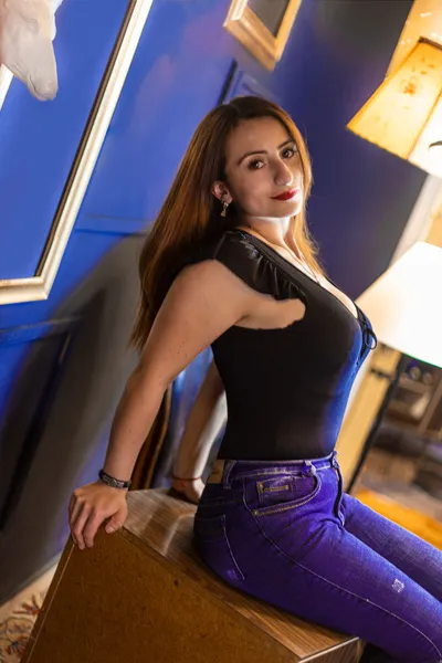 Live sex webcam photo for MeganBeakee #3778205