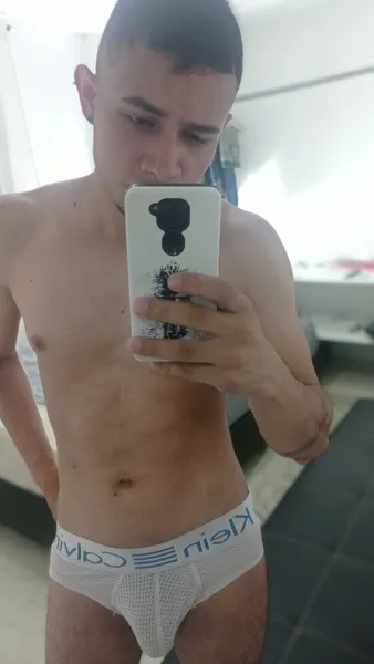 Live sex webcam photo for RoyRobbem #3340703