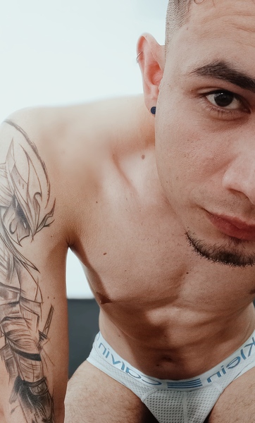 Live sex webcam photo for RoyRobbem #3340716