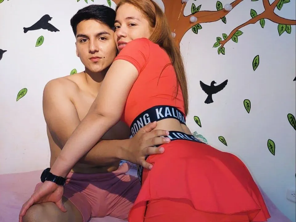 Live sex webcam photo for KattyAndJordi #3340022