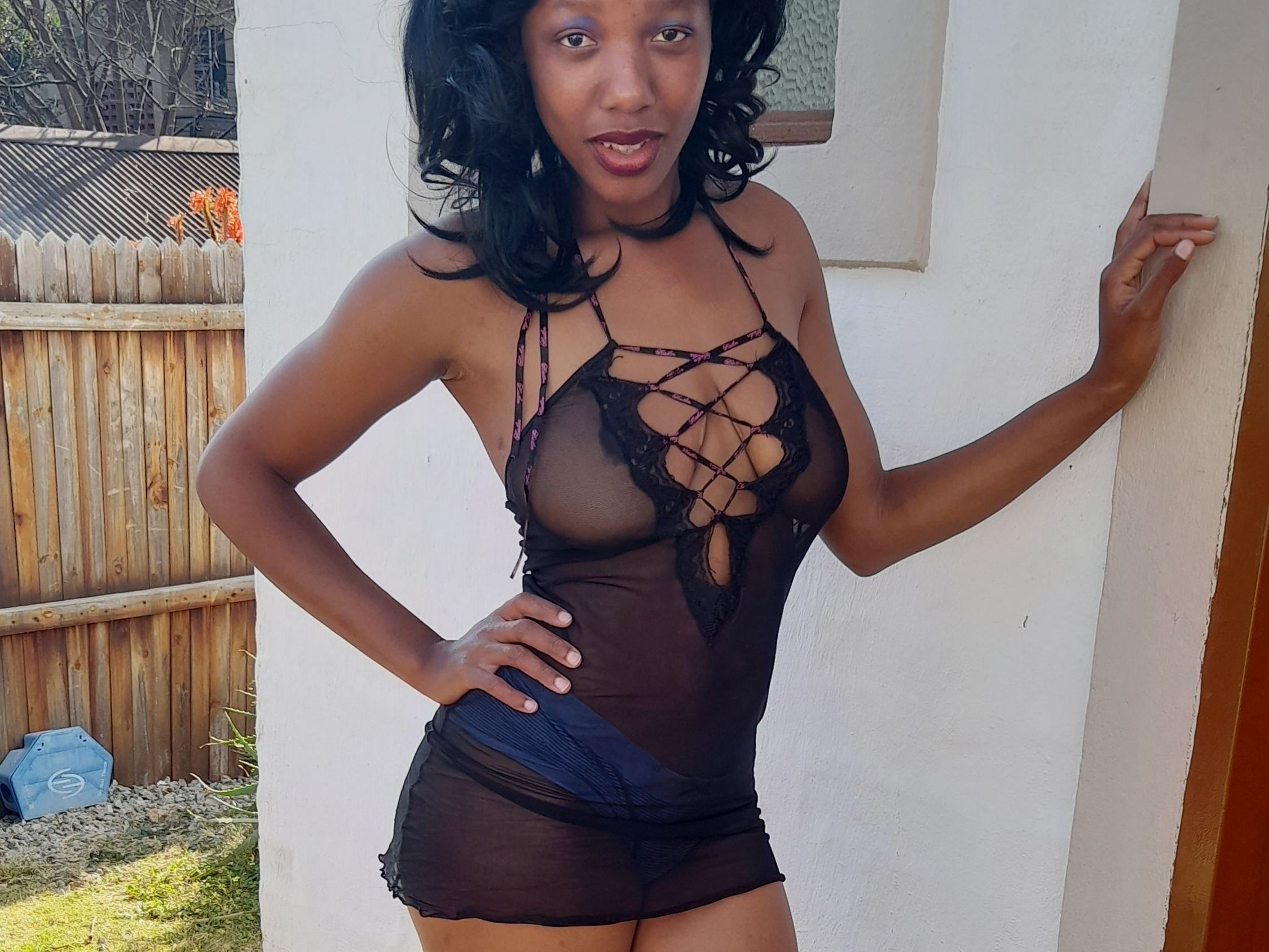 Live sex webcam photo for XSWEETDIVAX #3349754