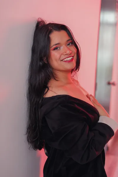 Live sex webcam photo for HannaaBeker #4049186