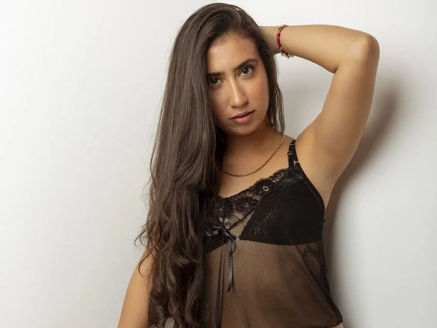 Live sex webcam photo for MaaddyEvans #3346358